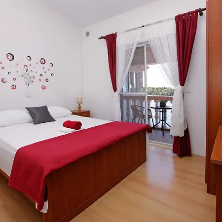 Senija Apartamento *