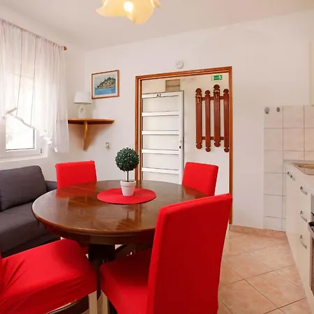 Senija Apartamento *