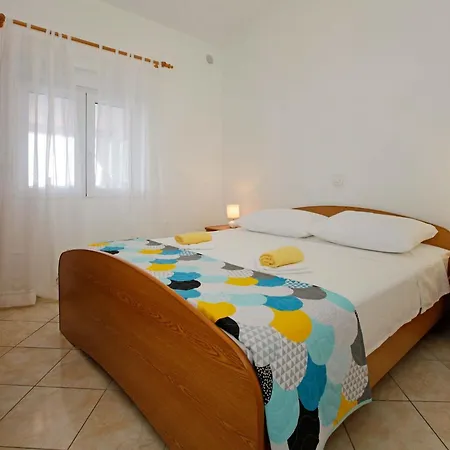 Senija Apartament Prižba